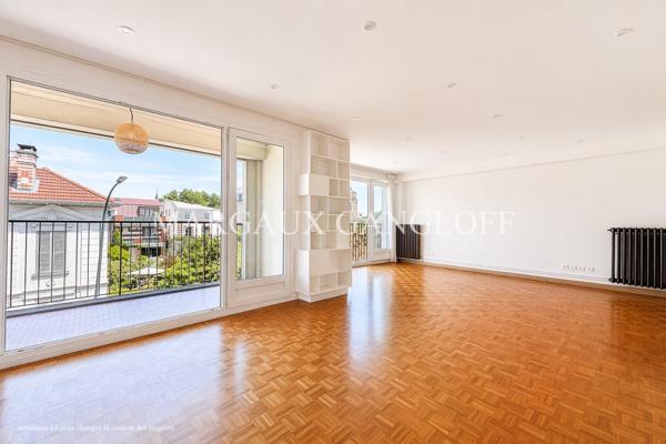 Appartement
         5 pièces
        - 110 m² Exclusivité 770 000 € *