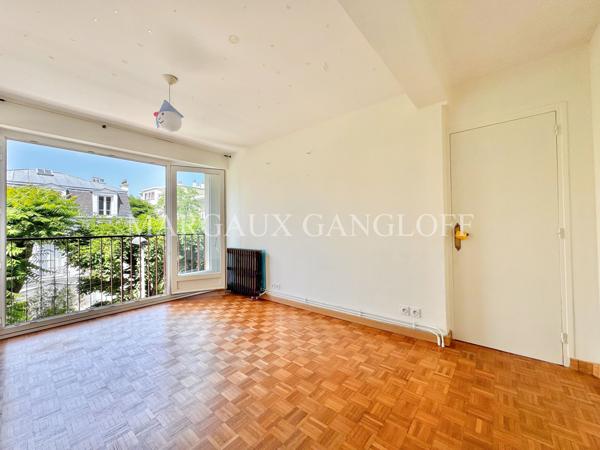 Appartement
         5 pièces
        - 110 m² Exclusivité 770 000 € *