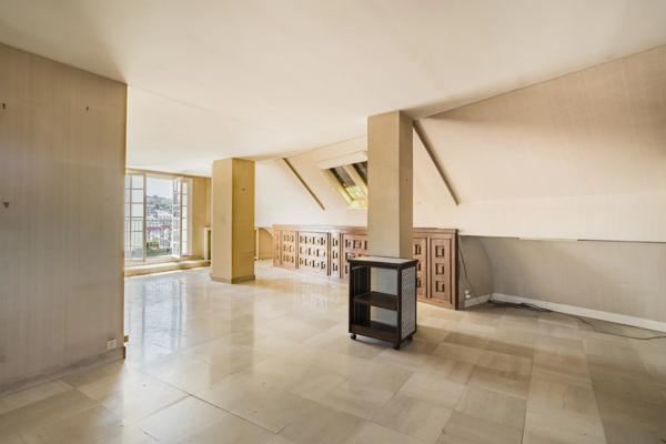 Duplex Paris 18 e - JULES JOFFRIN
