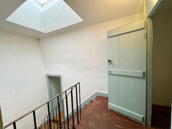 LOMBEZ- Appartement T4 82,14 m² dernier étage