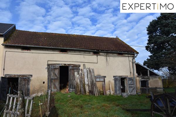 Servant (63560) Servant maison de 85m² sur 5235m² de terrain