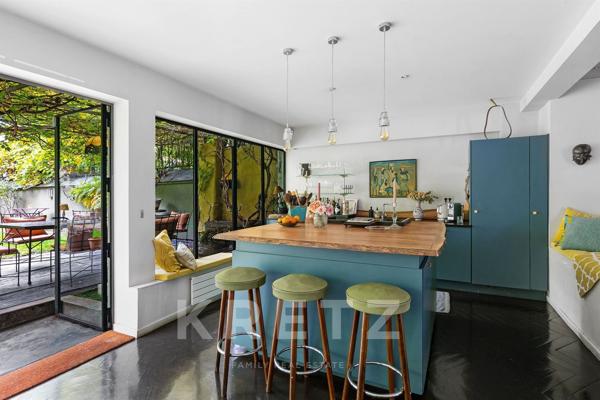 Maison comme à la campagne à Paris - jardin 170m2 - DPE D