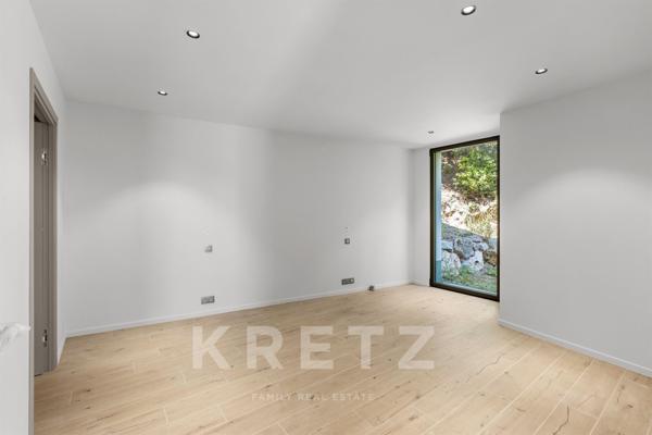 LES ADRETS-DE-L'ESTÉREL — Appartement neuf de 141 m² avec une terrasse de 70 m²