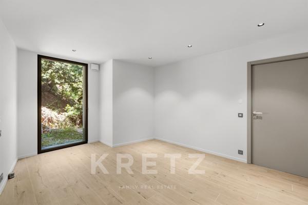 LES ADRETS-DE-L'ESTÉREL — Appartement neuf de 141 m² avec une terrasse de 70 m²