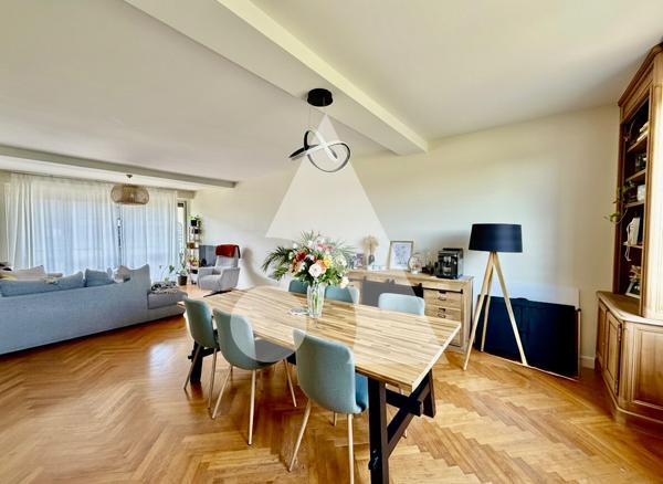Appartement 5 pièces 125.78 m2