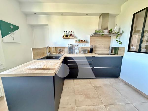 Appartement 5 pièces 125.78 m2