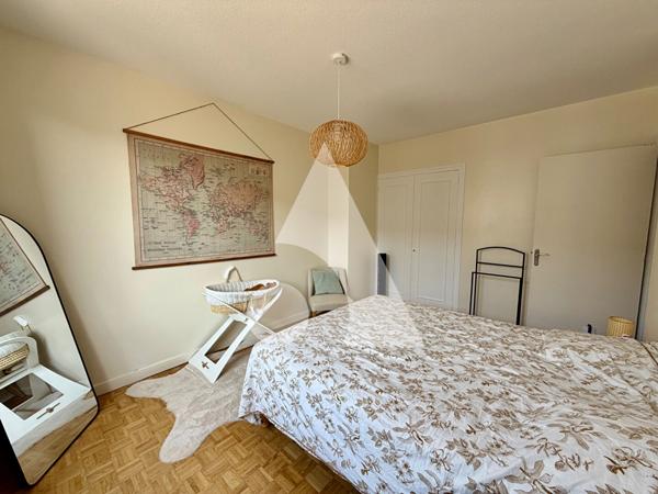 Appartement 5 pièces 125.78 m2