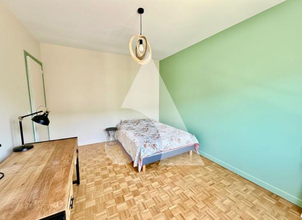 Appartement 5 pièces 125.78 m2