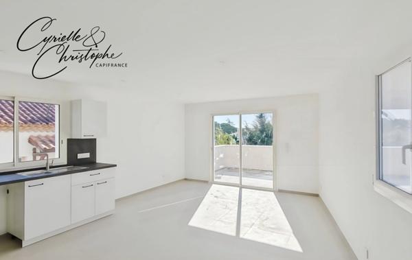 Dpt Hérault (34), à louer à SAINT-ANDRE DE SANGONIS, appartement T3 65m² avec deux terrasses et stationnement