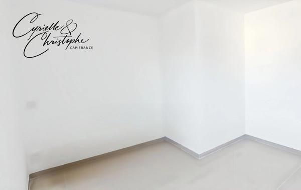 Dpt Hérault (34), à louer à SAINT-ANDRE DE SANGONIS, appartement T3 65m² avec deux terrasses et stationnement