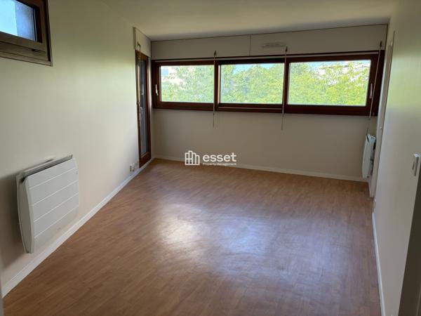 Location Appartement 2 pièces 50 m² - Paris 75012