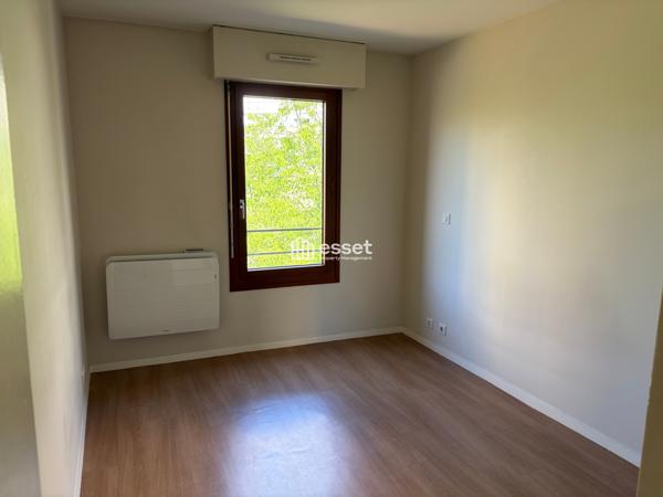 Location Appartement 2 pièces 50 m² - Paris 75012