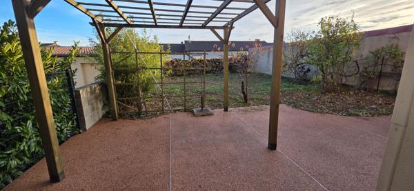 Maison de ville type 7 pleine de caractère à Metz-Vallières