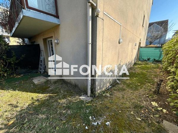 Location Studio 30.2 m² - 10 RUE DE LAUNAY Chilly - Mazarin 91380