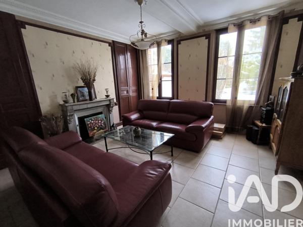 Maison à vendre 5 pièces 138 m² Saint-Lyé