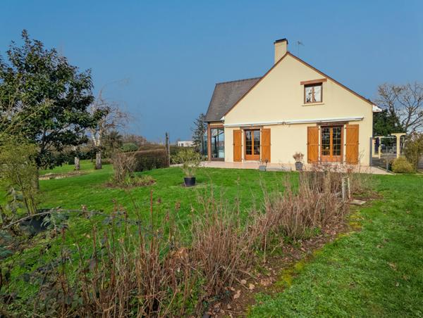 Laval (53000) A VENDRE MAISON AVEC GRAND TERRAIN LAVAL 53000