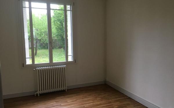 Maison à louer    4 pièces •  Tours