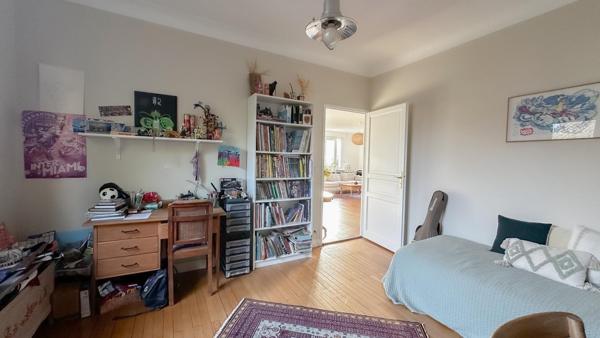 Maison Aiguillon Ville d'Automne