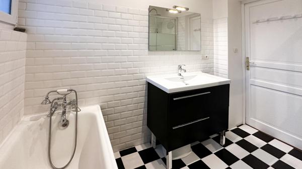 Maison Aiguillon Ville d'Automne