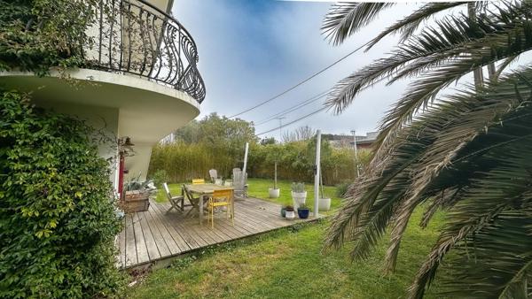 Maison Aiguillon Ville d'Automne