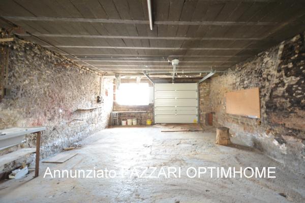 À vendre : Spacieuse maison à Stenay – Rue calme, proche centre-ville – Frontière Belgique / Luxembourg 📍 Stenay (55700) – Meuse – Région Grand Est