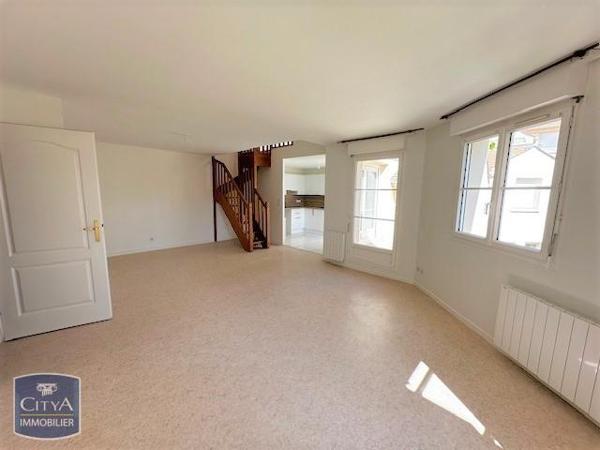 Appartement à louer 4 pièces 73.3m² Rambouillet (78120)
