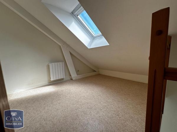 Appartement à louer 4 pièces 73.3m² Rambouillet (78120)