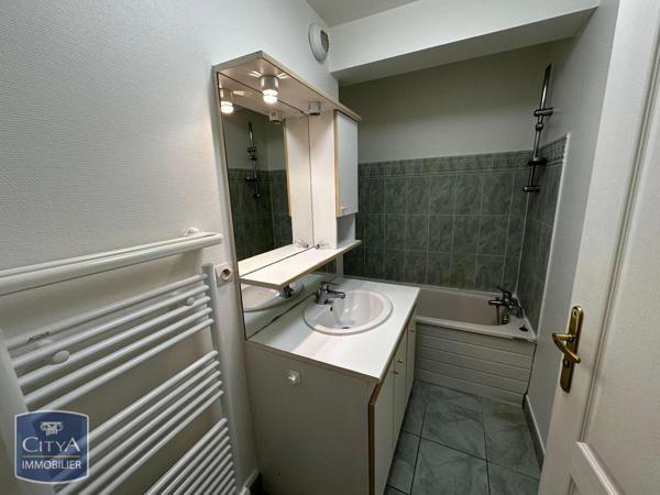 Appartement à louer 4 pièces 73.3m² Rambouillet (78120)