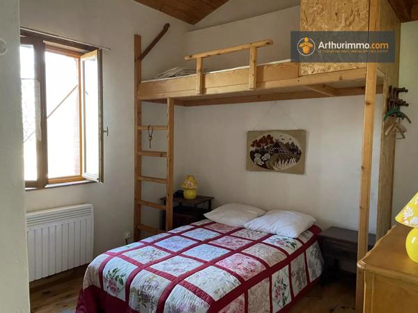 Vente                                                      Château
                        
                     10 pièces                      805 m2                     à Carbonne