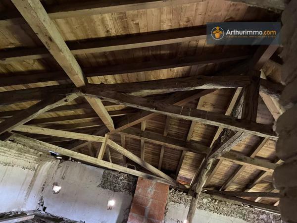 Vente                                                      Château
                        
                     10 pièces                      805 m2                     à Carbonne