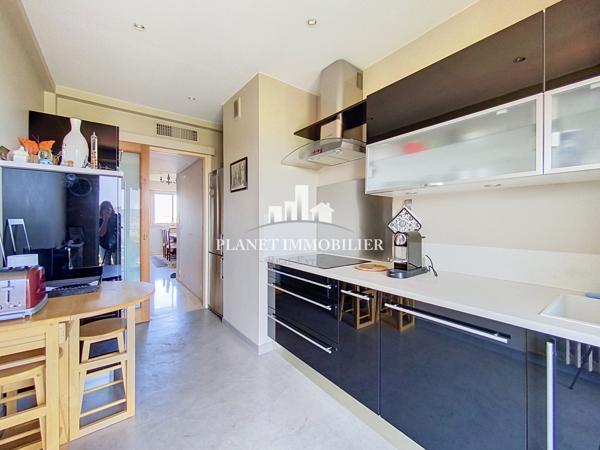 JUAN LES PINS 3 PIECES DERNIER ETAGE