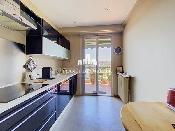 JUAN LES PINS 3 PIECES DERNIER ETAGE