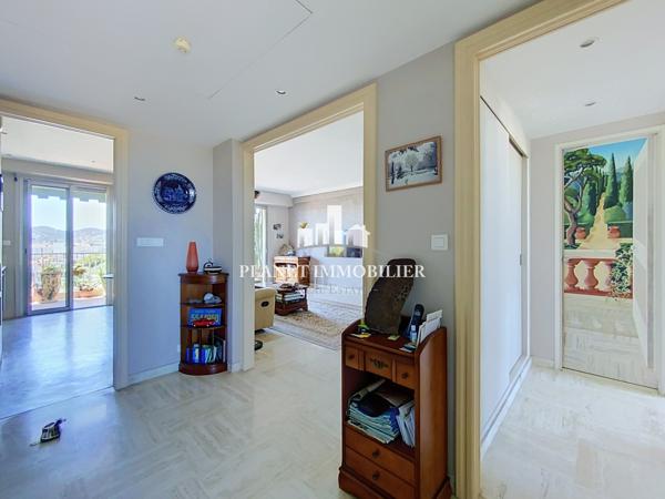 JUAN LES PINS 3 PIECES DERNIER ETAGE