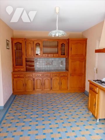 PARIGNE L'EVEQUE, campagne, maison de 3 chambres dont 1 de plain-pied.