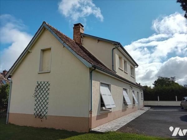 PARIGNE L'EVEQUE, campagne, maison de 3 chambres dont 1 de plain-pied.