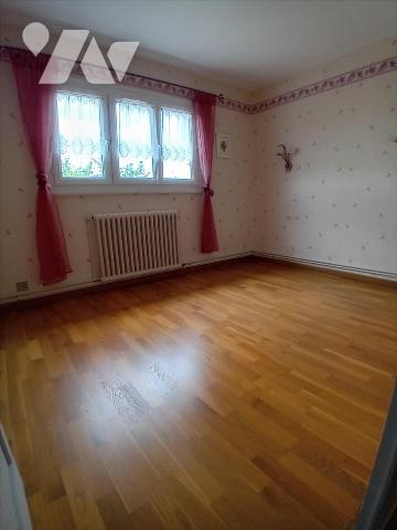 PARIGNE L'EVEQUE, campagne, maison de 3 chambres dont 1 de plain-pied.