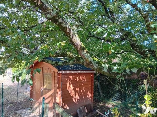 PARIGNE L'EVEQUE, campagne, maison de 3 chambres dont 1 de plain-pied.