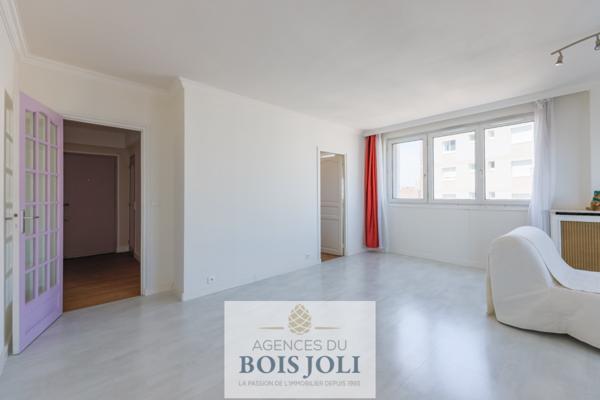 Appartement
                                                                                                                                                                                                                                                                                                                        2 pièce(s)                                                                                                                                                                                                          1 chambre(s)                                                                                                                                                                                                          57  m²