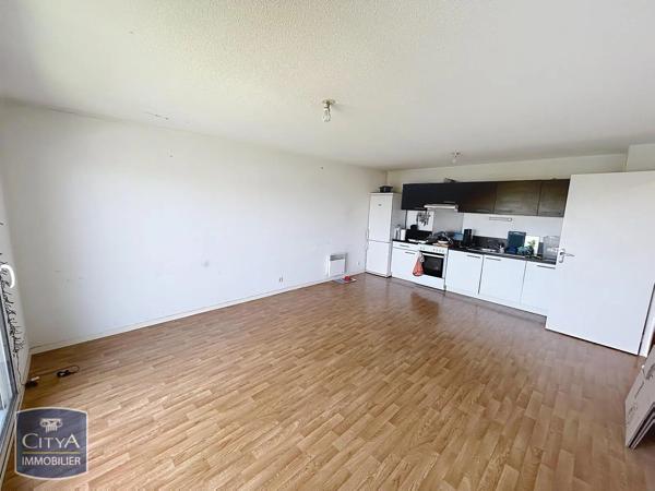 Appartement à louer 3 pièces 57.6m² Vannes (56000)
