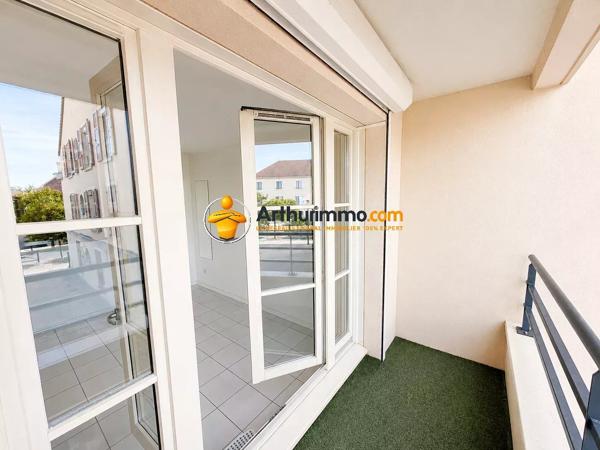 Vente                                                      Appartement
                        
                     2 pièces                      42 m2                     à Coulommiers