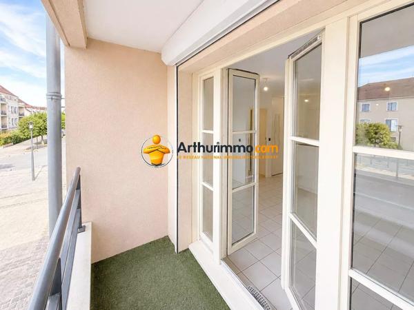 Vente                                                      Appartement
                        
                     2 pièces                      42 m2                     à Coulommiers