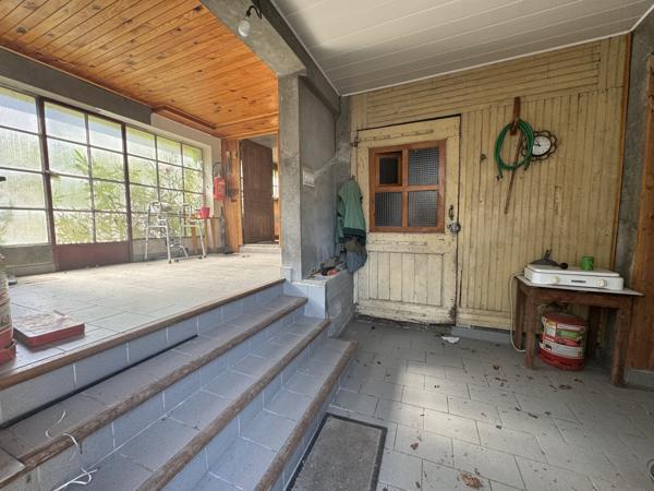 Maison - 5 pièces de 90 m2 habitable + 90 m2 RDC à Froges