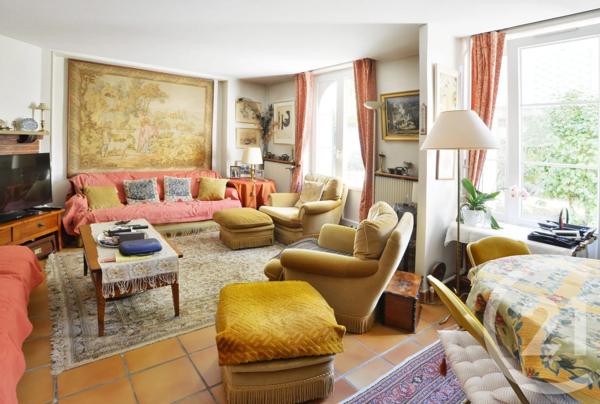 Maison à vendre  6 pièces - 135,19 m 2   MONTGERON  - 91