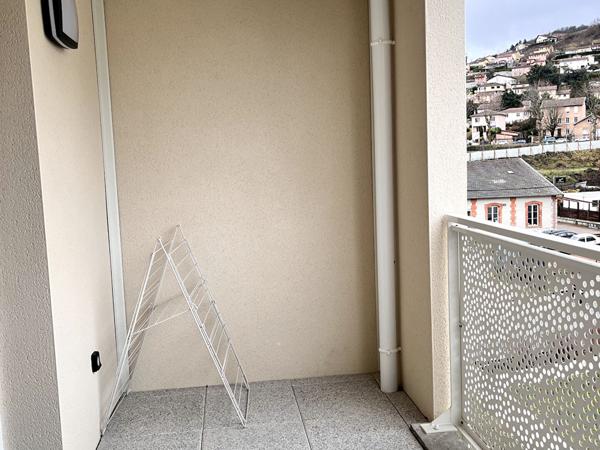 Appartement meublé - Gare Tarare