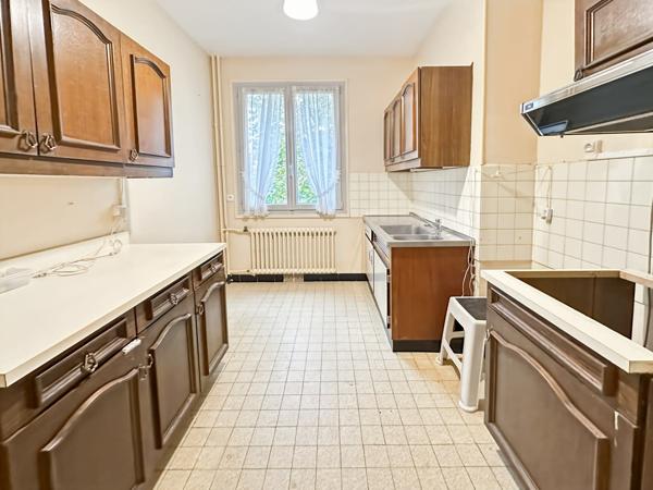 Appartement + parking + annexe