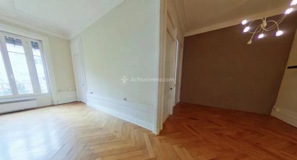 Vente Appartement 3 pièces 70 m2 à Lyon 3