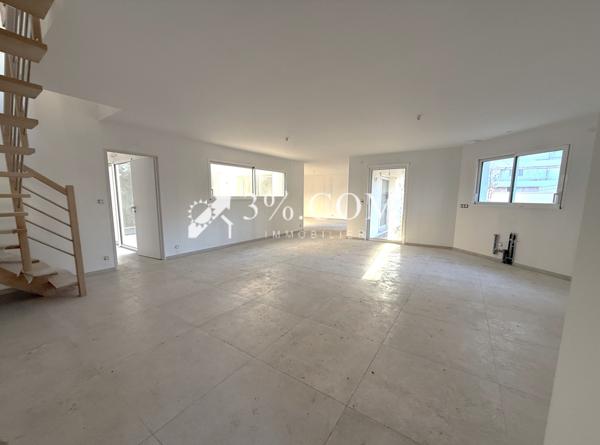 Villa 6 pièce(s) 3 chambre(s) 176 m²