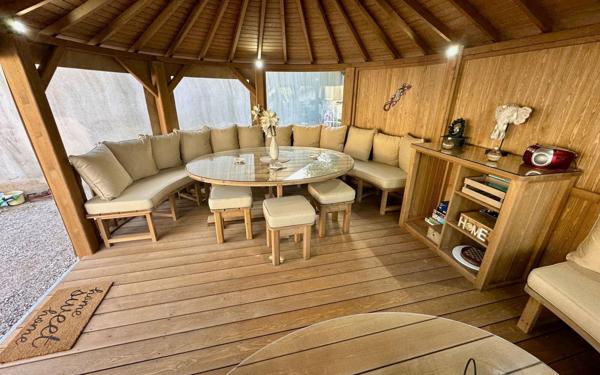 Maison à vendre    5 pièces • 103,90 m2 Antibes