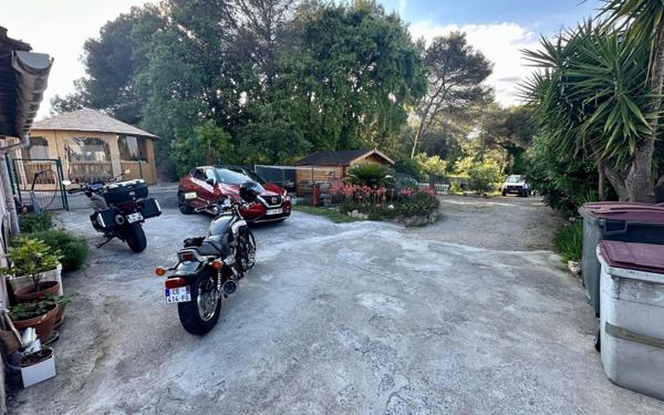 Maison à vendre    5 pièces • 103,90 m2 Antibes