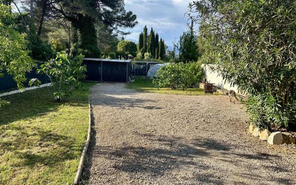 Maison à vendre    5 pièces • 103,90 m2 Antibes